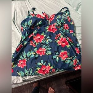 Maternity tankini swim top